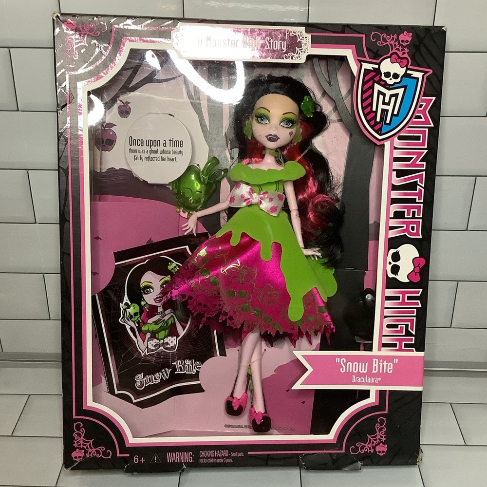 Monster high Scarily ever after Snow bite